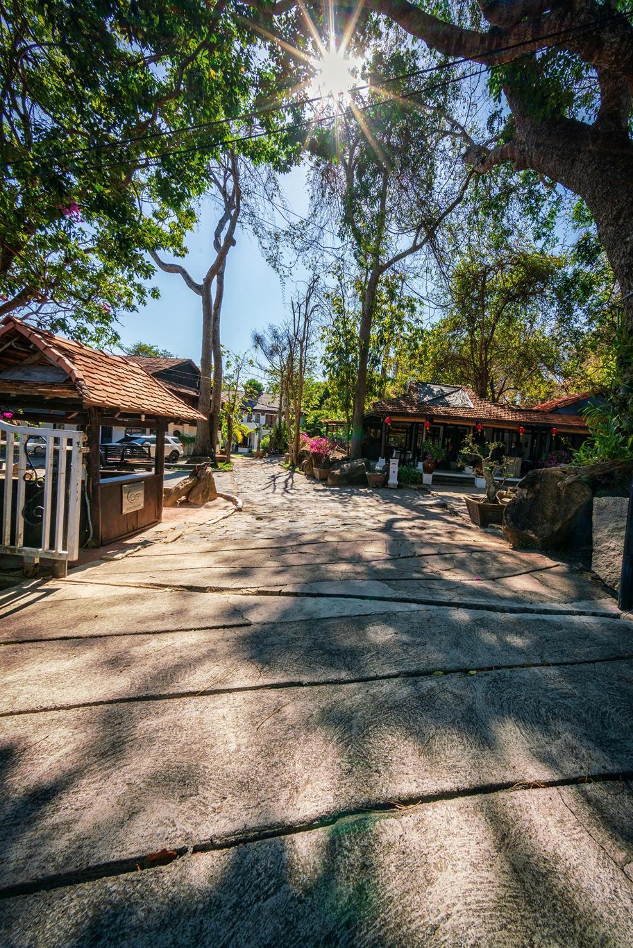 Ven Ven Hotel 何科克 外观 照片
